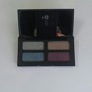 Kat Von D eyeshadow palette